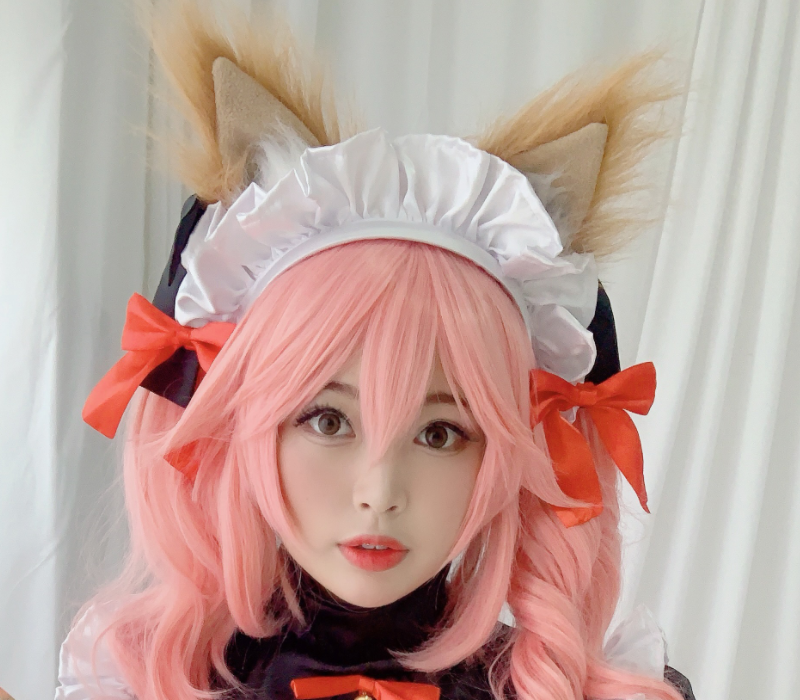 白烨cos毛衣套装+玉藻前同人女仆写真+视频