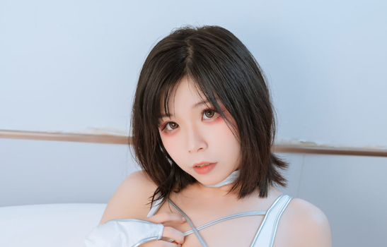 颜球球cos戏水竞泳+绝影写真合集