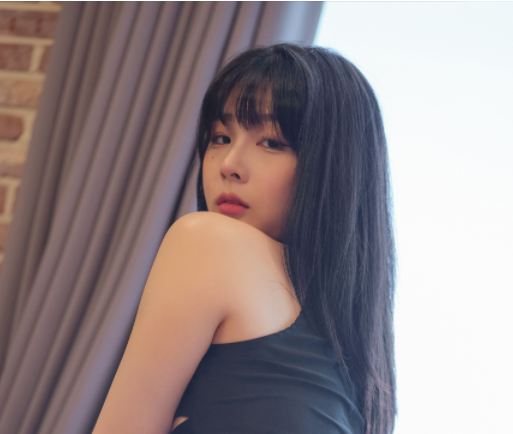 Jang Joo cos碎花裙＋包臀裙写真