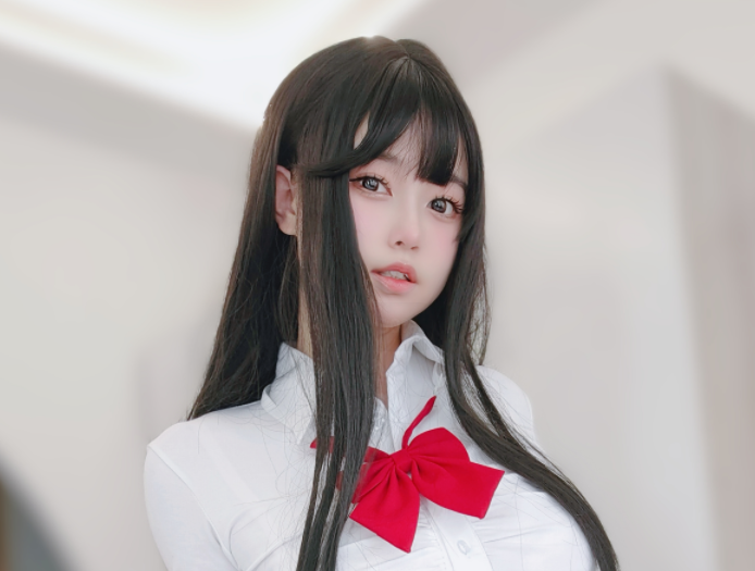 女主K cos清纯女友+上司的秘密写真+视频