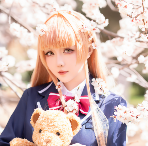 星之迟迟cos病娇的恋爱诊疗+椎名真昼写真