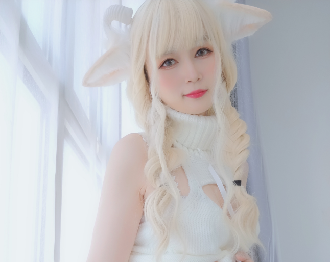 白银81 cos小白羊＋连体透泳衣＋露背上衣写真+视频