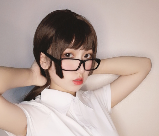 网红芋圆侑子cos写真集套图