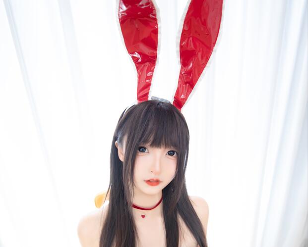 神楽坂真冬COS红兔迎春写真+视频合集